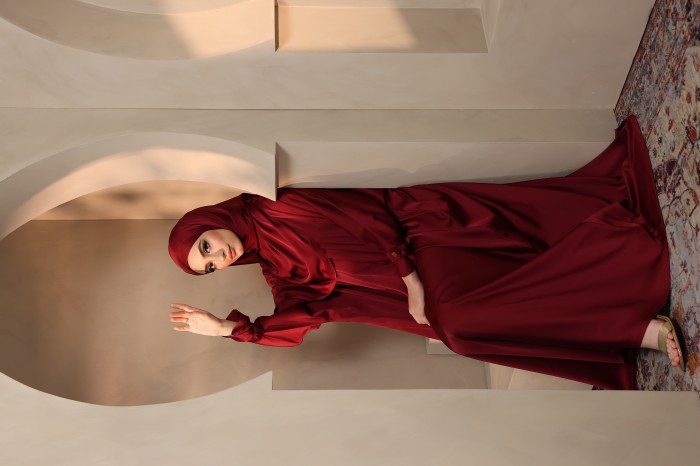 ANANDA SILKY ABAYA (MAROON)