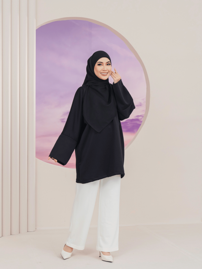 ELARA IRONLESS TUNIC - BLACK