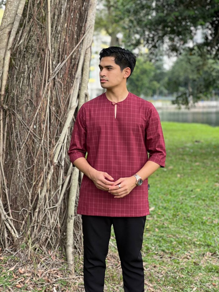 MALIK CHECKERED KURTA 2024 - MAROON