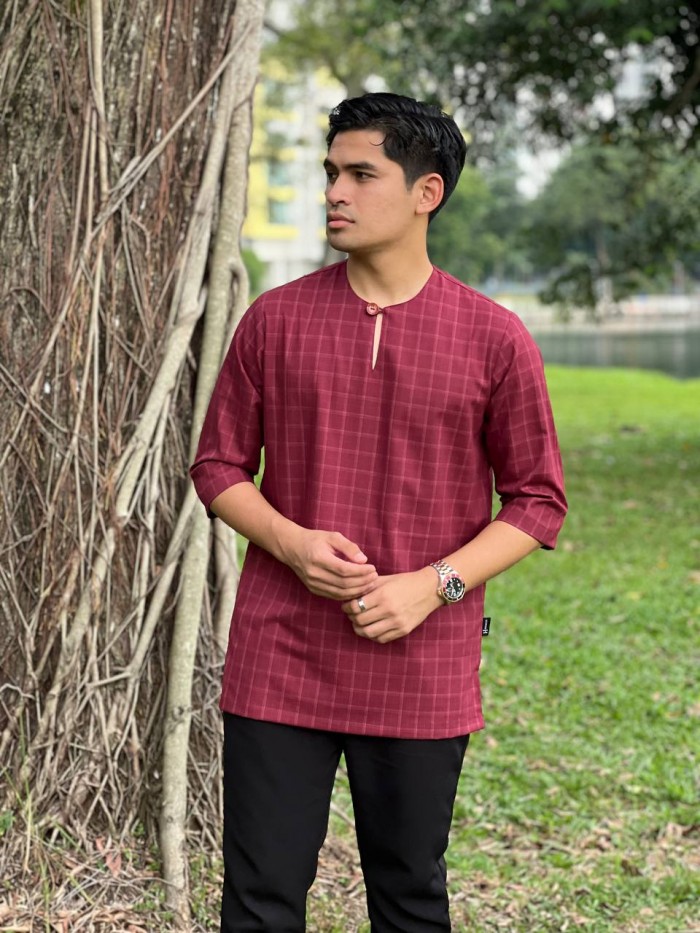 MALIK CHECKERED KURTA 2024 - MAROON