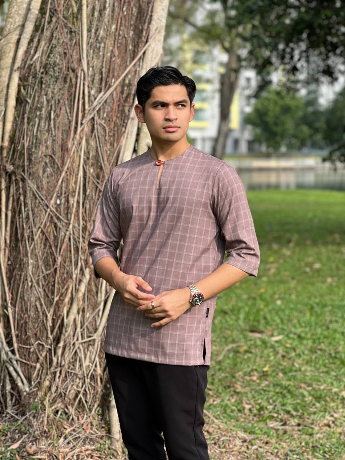 MALIK CHECKERED KURTA 2024 - CLASSIC BROWN