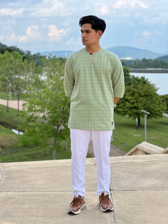 MALIK CHECKERED KURTA 2024 - SOFT GREEN