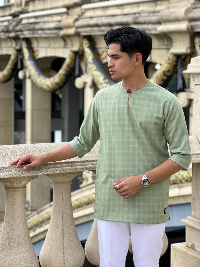 MALIK CHECKERED KURTA 2024 - SOFT GREEN