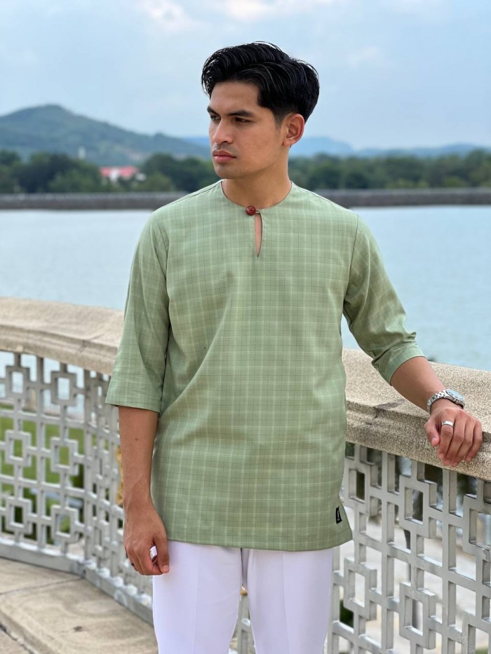 MALIK CHECKERED KURTA 2024 - SOFT GREEN