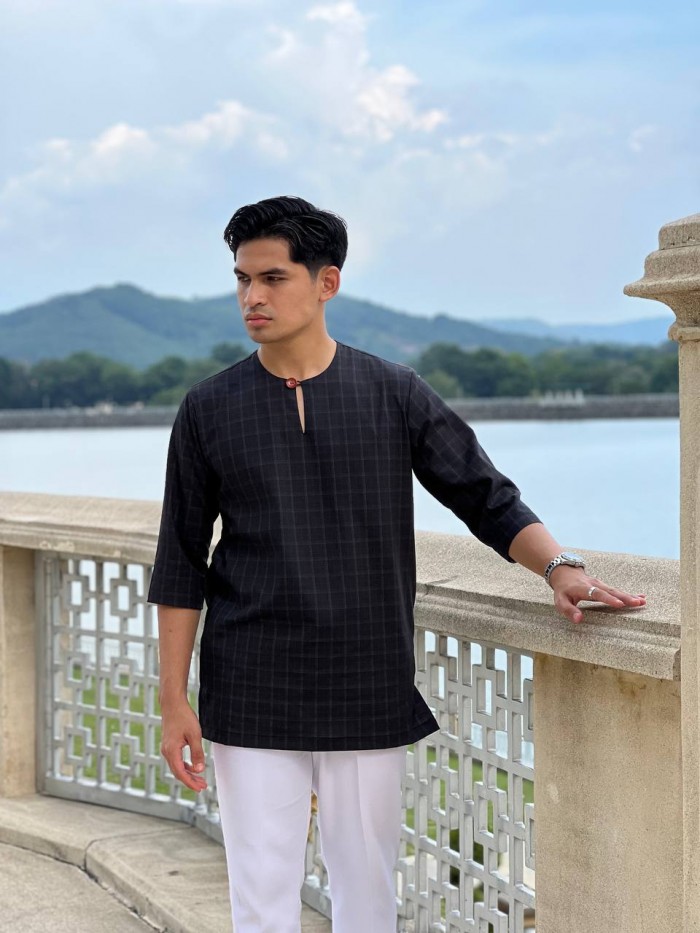 MALIK CHECKERED KURTA 2024 - BLACK